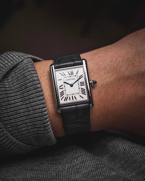 Cartier Tank Must SolarBeat™ watch